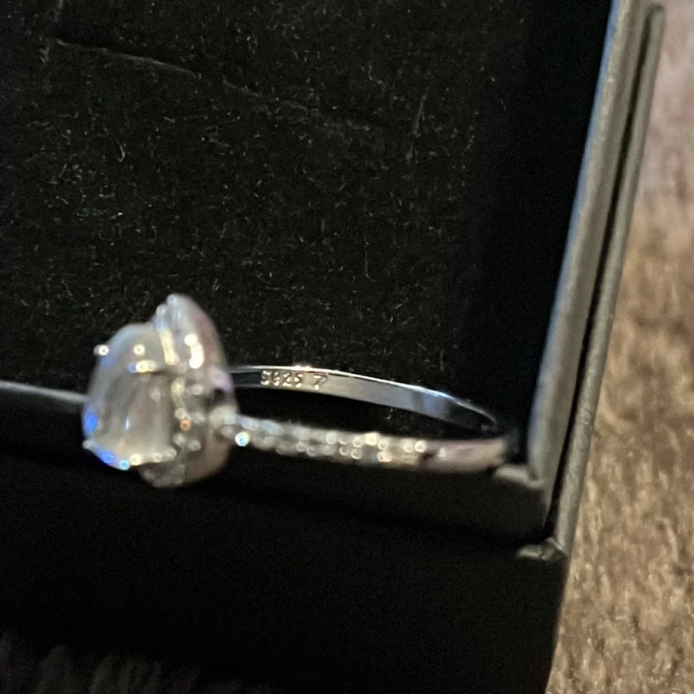 New gorgeous sterling silver water drop moonstone ring size 7 - Picture 8 of 15